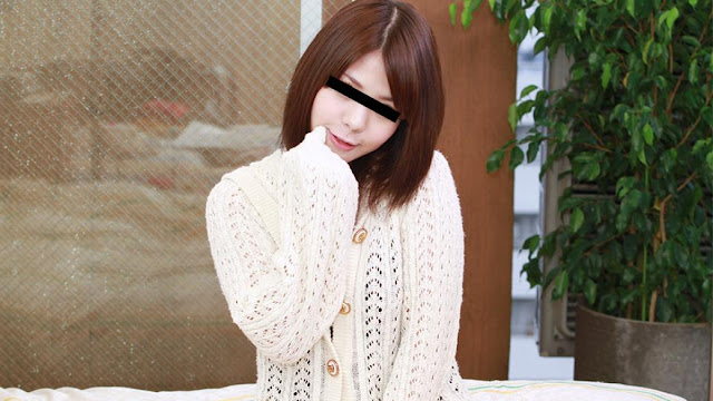 10musume 112124_01 路上で佇んでいる暇そうな可愛い素人娘をナンパゲット！